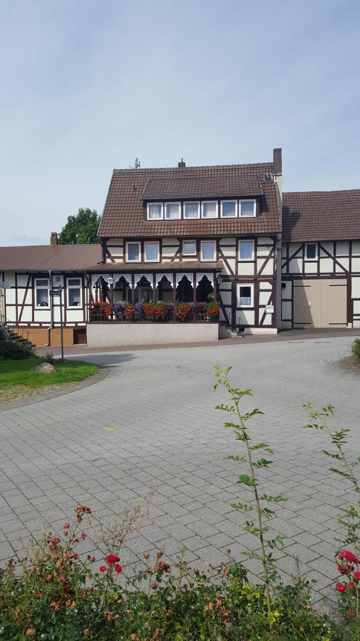 Gast- Und Pensionhaus Zur Linde Staufenberg  Luaran gambar